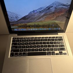 2011 MacBook Pro 13” 2.3Ghz i5 4Gb RAM 500G SATA CLEAN