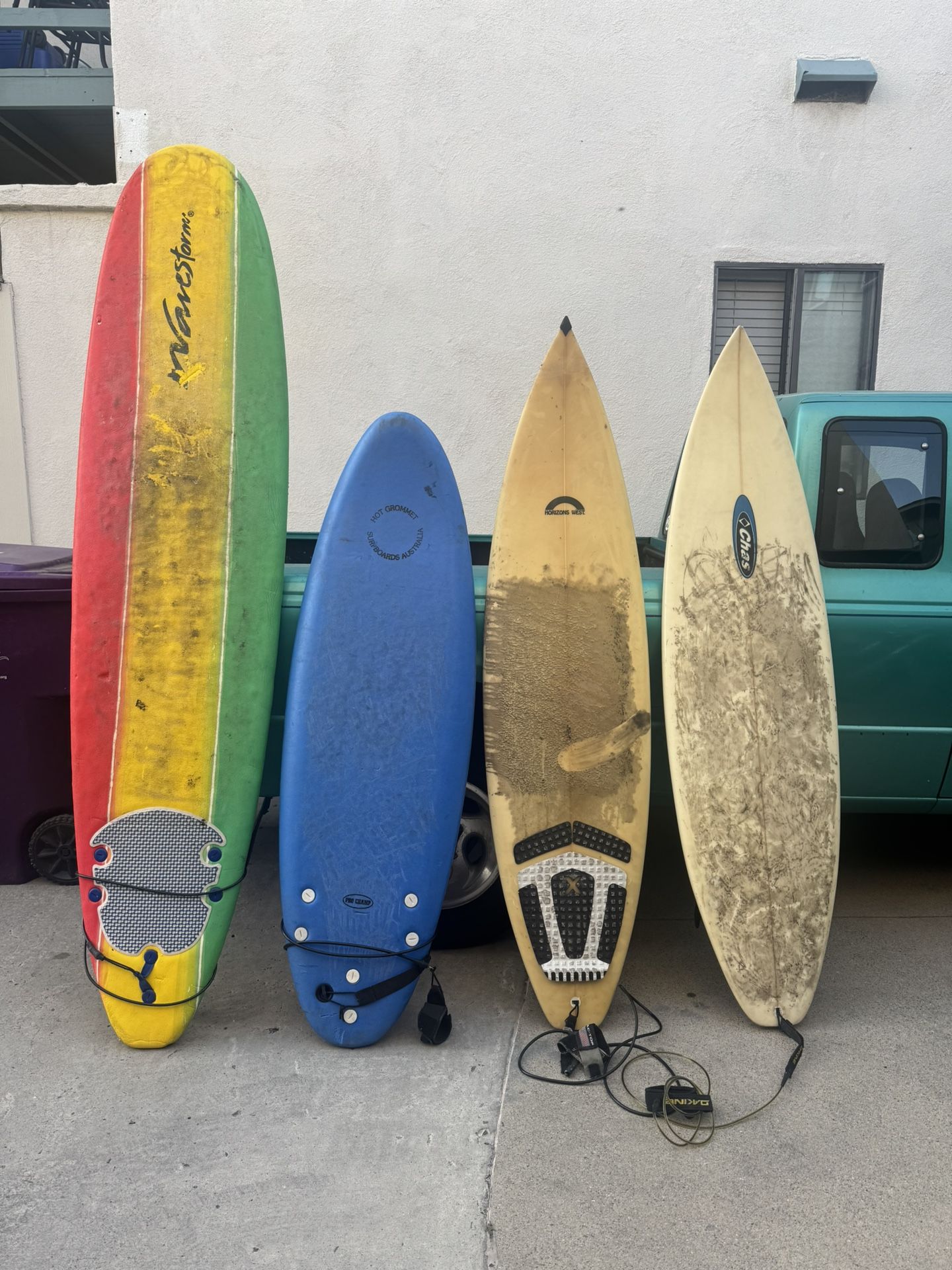 Foam Surfboards & Fiberglass Surfboards