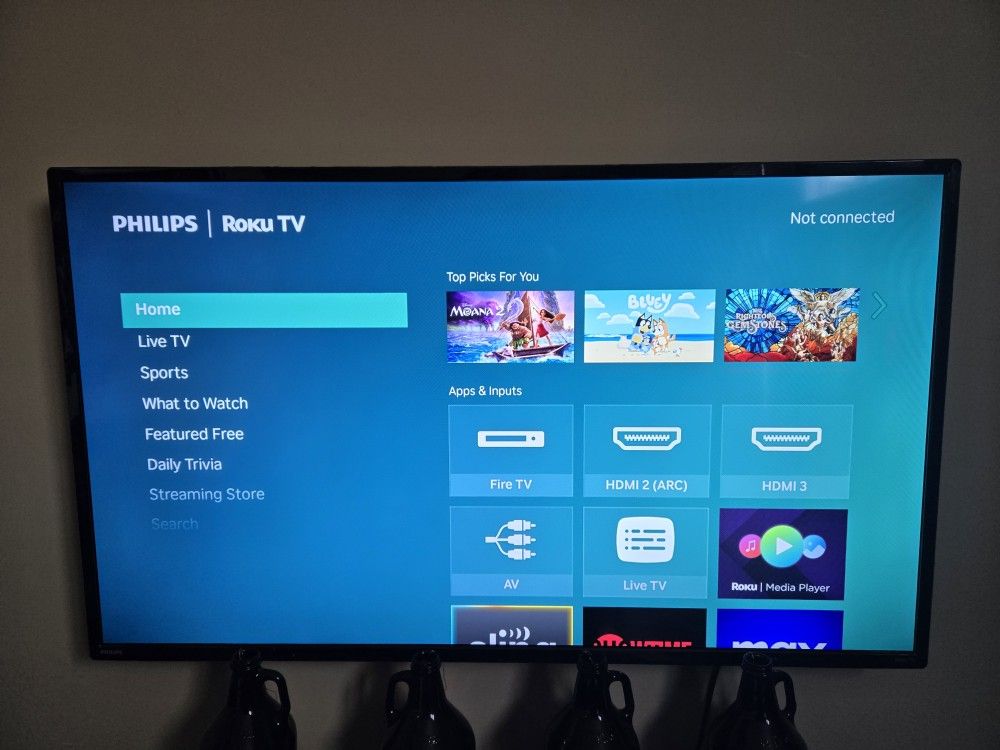 Flat TV Lot (3) with Mounts