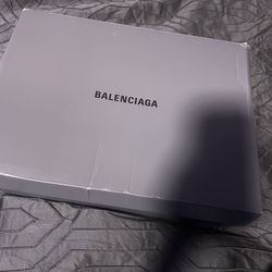 Balenciaga runners
