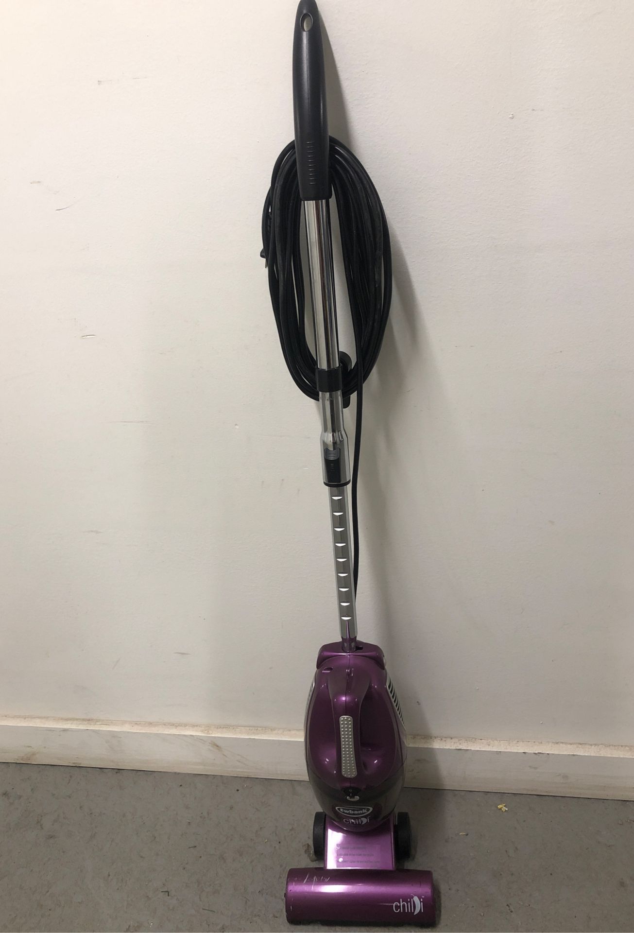 Very good condition working vacuum