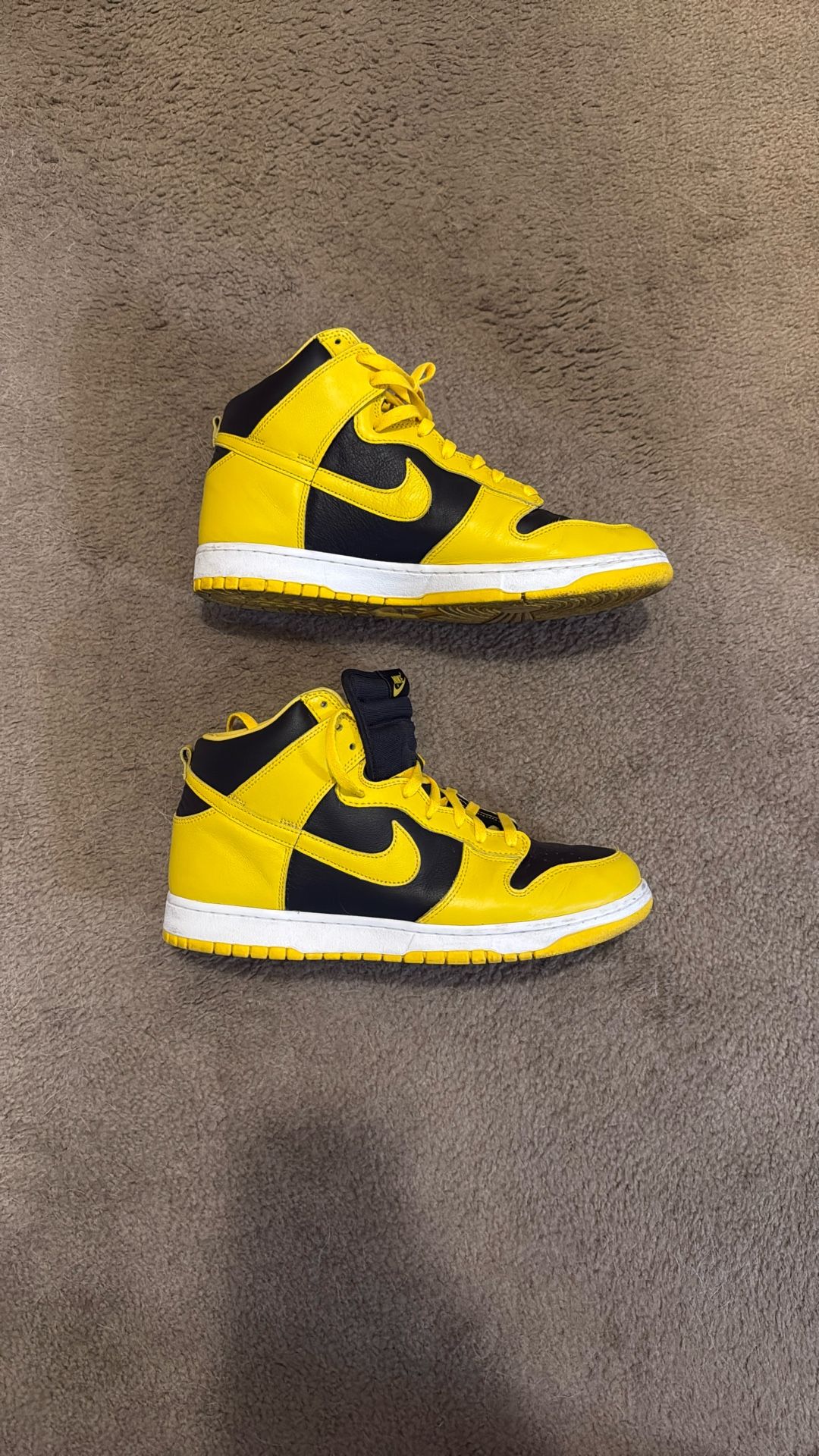 Nike High Dunk varsity maize