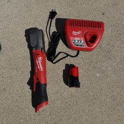 Milwaukee Impact Wrench 3/8 Set