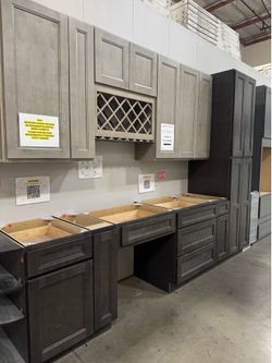 Smoked Metallic & Ash Brown Kitchen Cabinets
