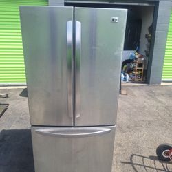 LG 3-Door French Door Refrigerator With Bottom Freezer 
