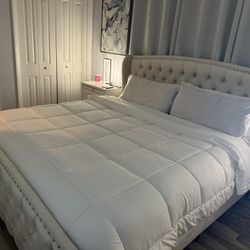 King Size Bed & Mattress 