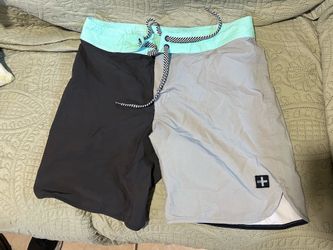Men’s Tavik board shorts
