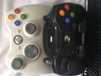 Xbox 360 + 2 controllers + 4 games