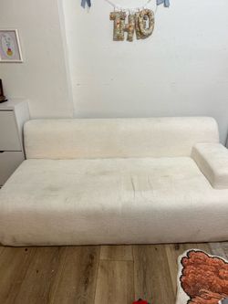 Modern Cream Bouclé Sofa – Comfy & Stylish