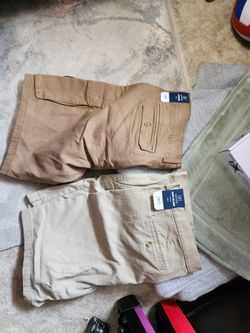 Men's cargo shorts