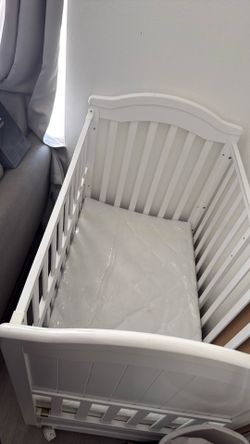 Baby crib