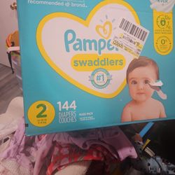 Pampers 