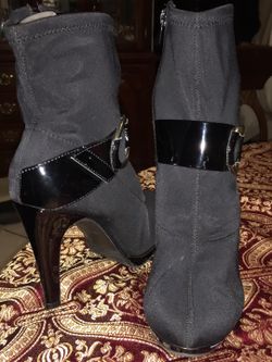 Style & Co. booties size 5 1/2