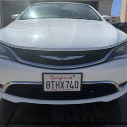 Chrysler 200