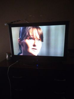 Proscan Flat Screen TV/DVD Player