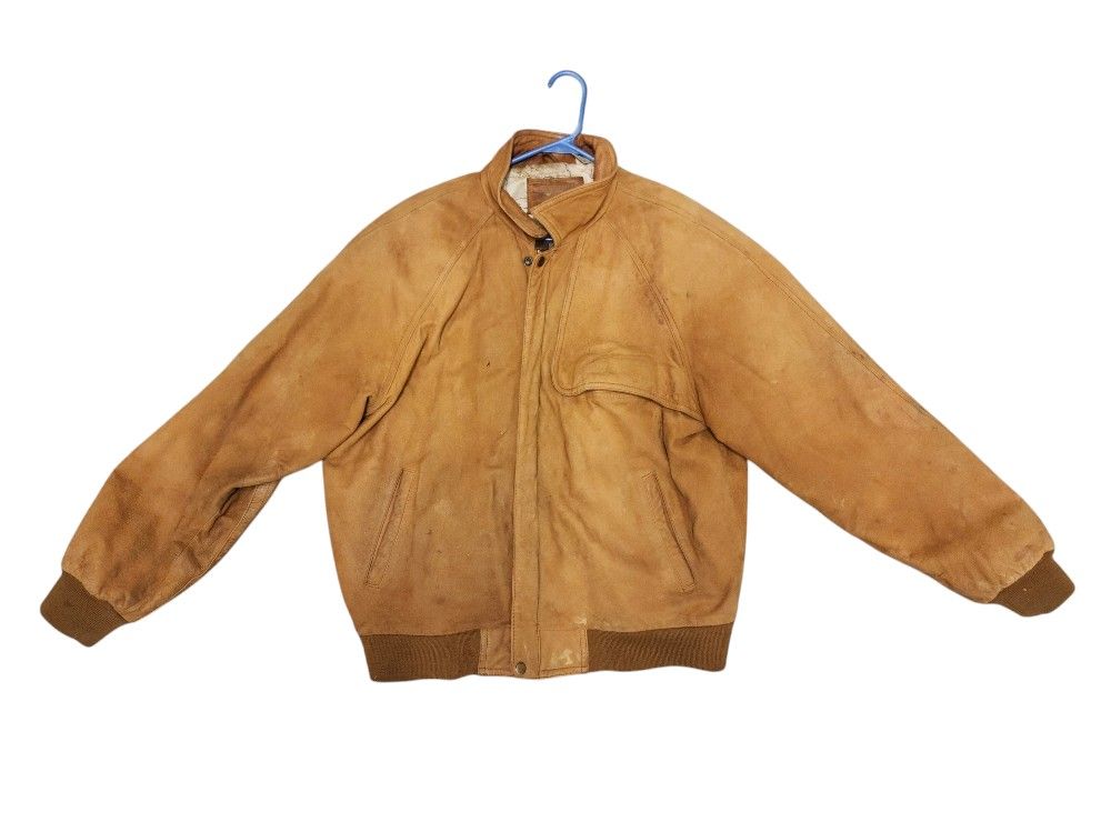 VintageāMarlboro adventure bomber jacket