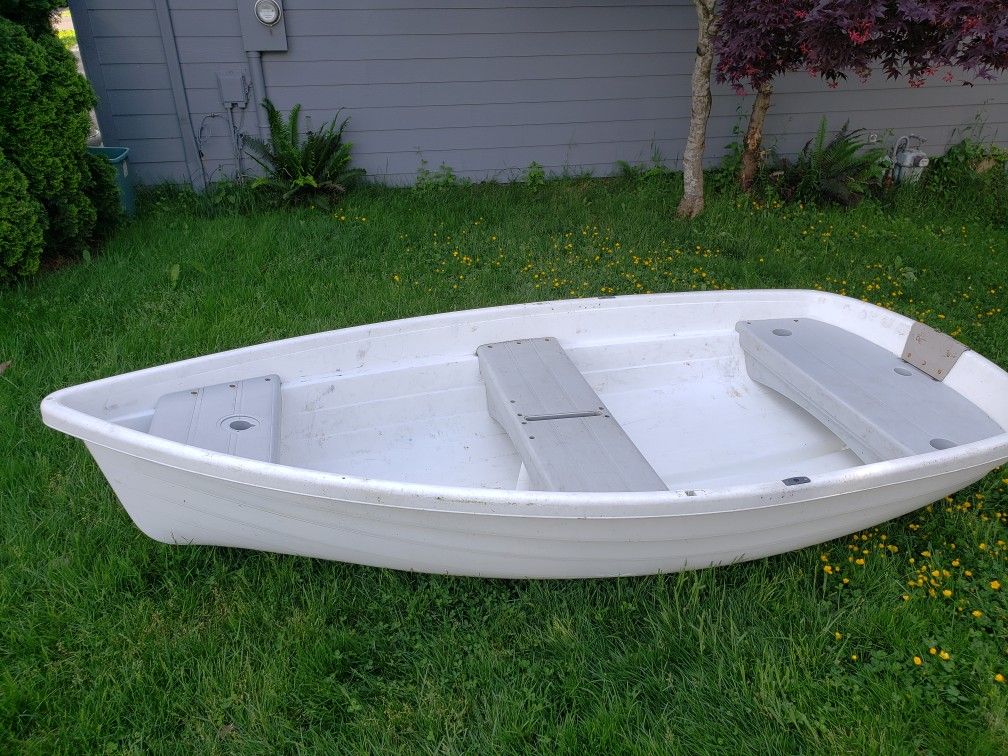 Plastic 10ft boat