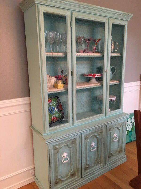 Beautiful antiqued hutch