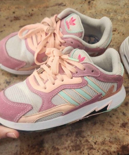 Girls Size 2.5