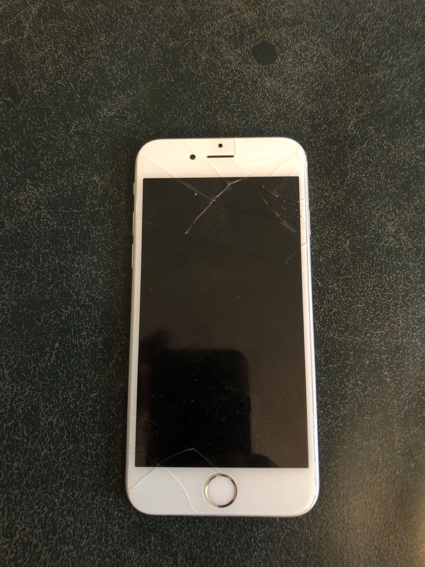 Screen cracked iPhone 6