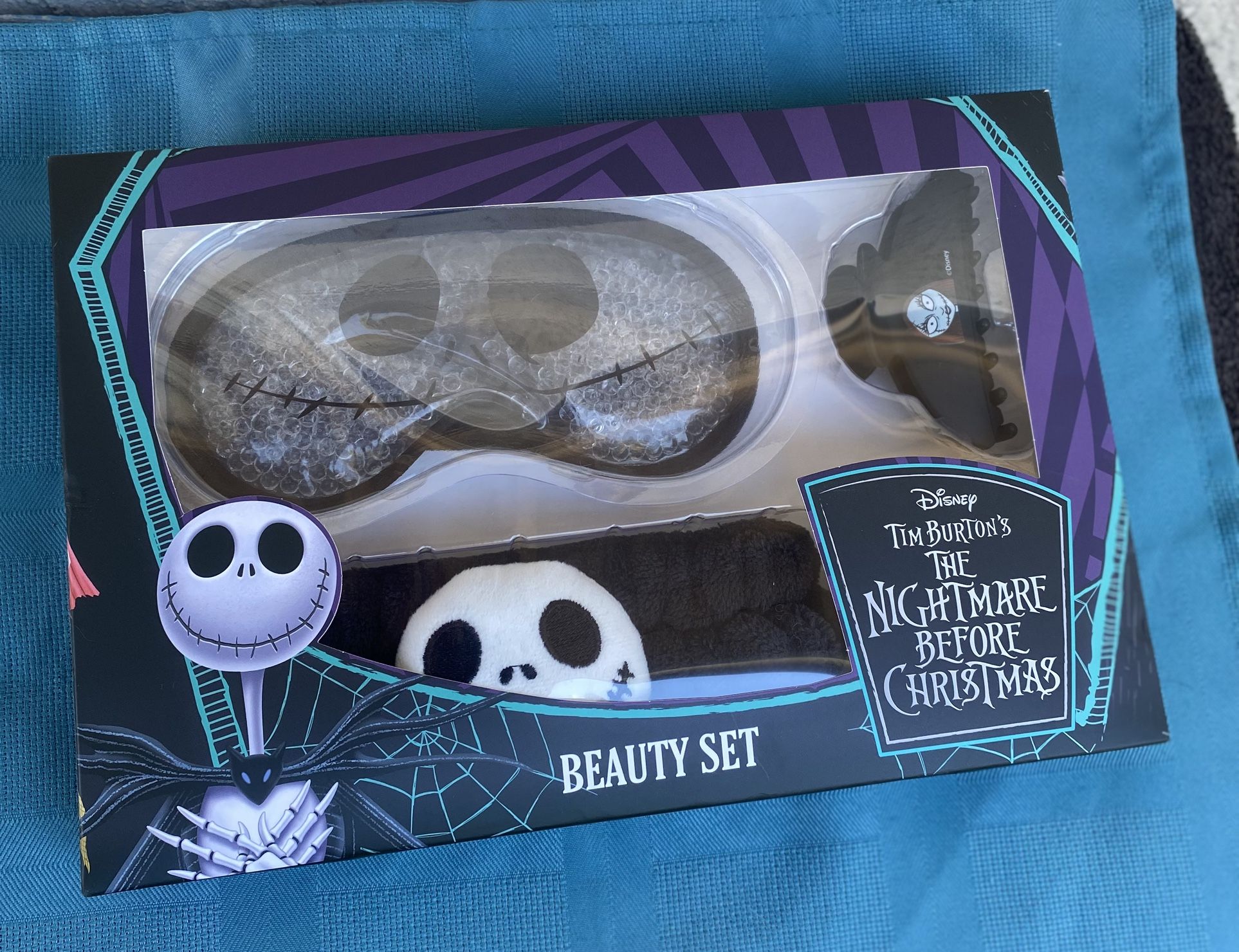 Tim Burtons The Night Before Christmas Womens Beauty Set