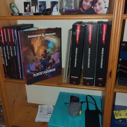 D&D 2024 PHB  With Dungeon Tiles And Foldable Dry Erase Map Grid