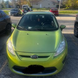 2012 Ford Fiesta (trade only)