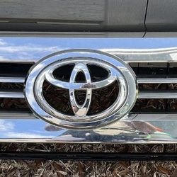 2014-2017 TOYOTA TUNDRA FRONT BUMPER GRILLE GRILL OEM 53114-0C080 14 15 16 17