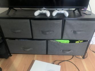 Dresser/tv Stand 