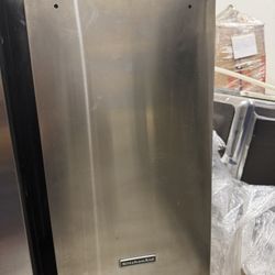 Kitchen Aid Trash Compactor