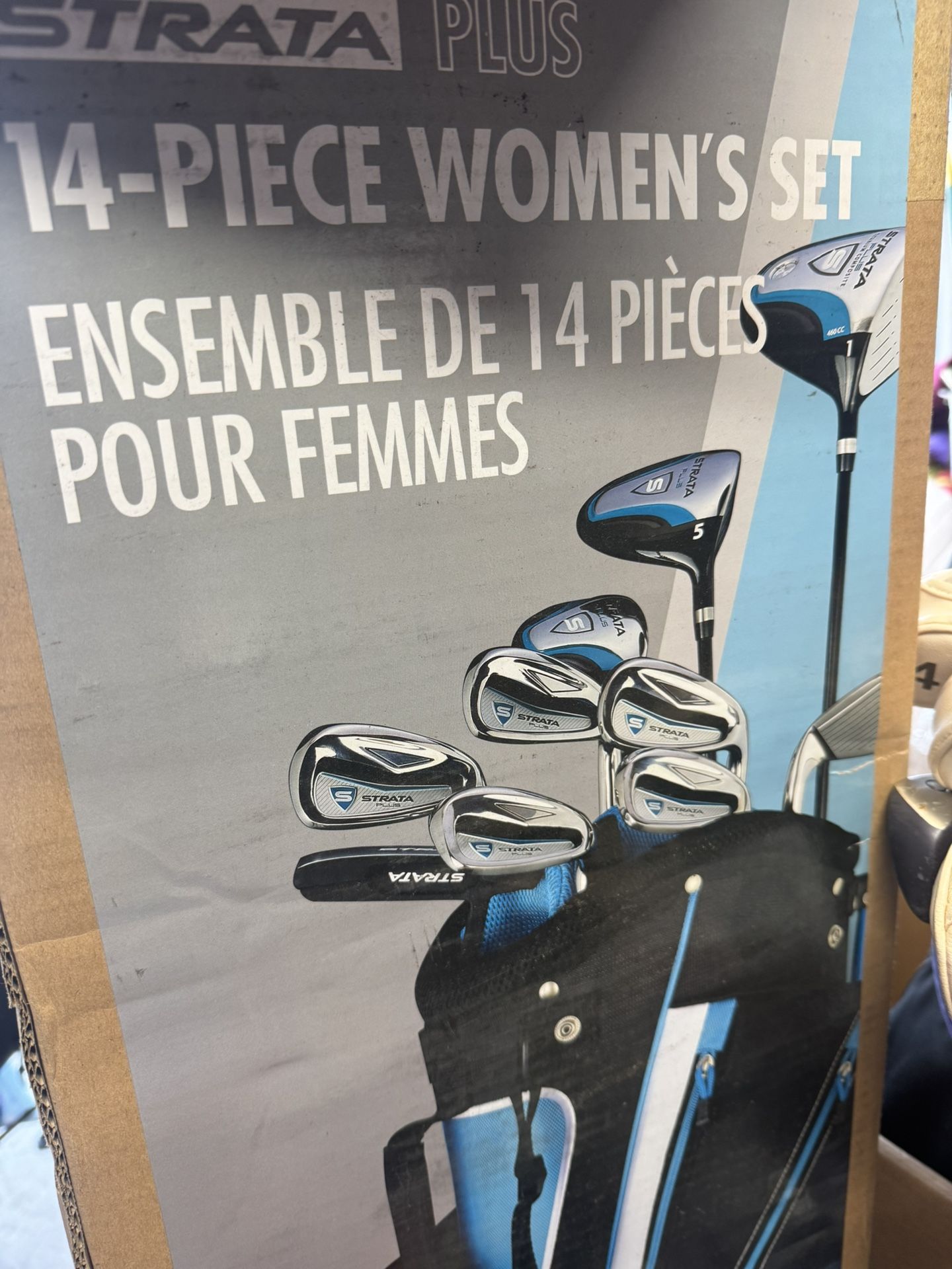 Women’s Golf Set - NIB Callaway Strata 14- Piece Set
