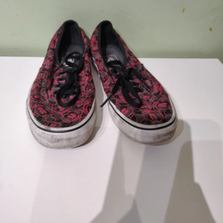 Vans Women's Size 6 Black and Red Canvas Shoes Lace Up Disney Mickey Mouse