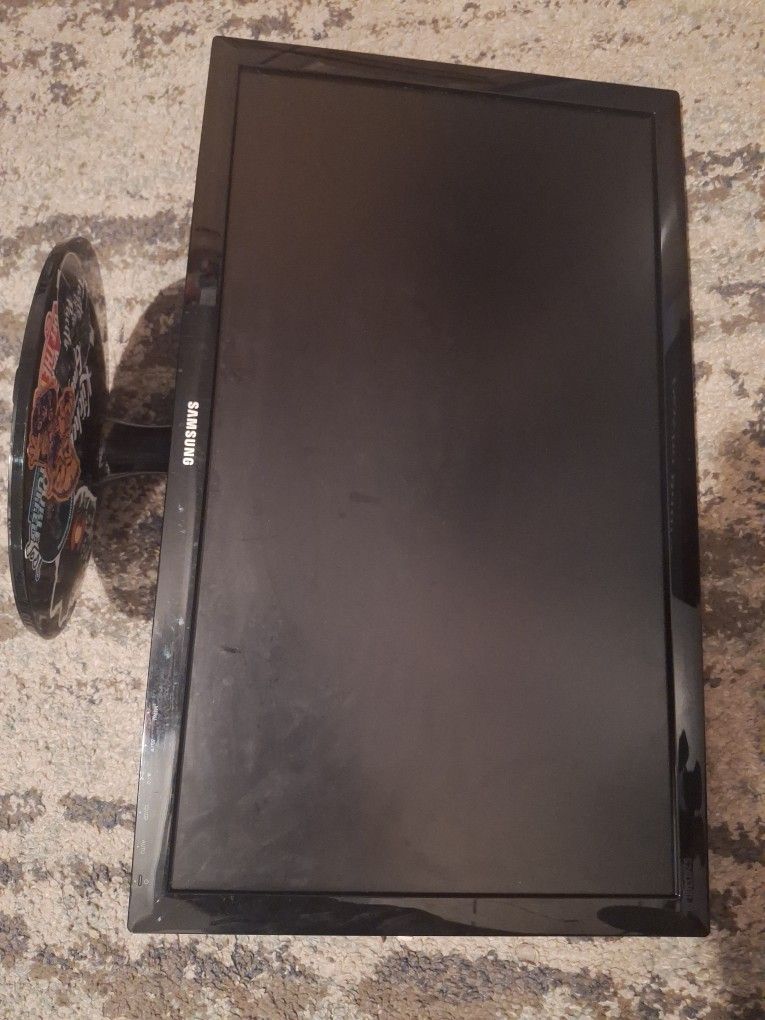 Samsung monitor ! Read Description!
