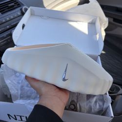 Nike Mind 001 Slide Light bone