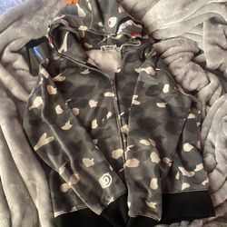 Bape Hoodie M