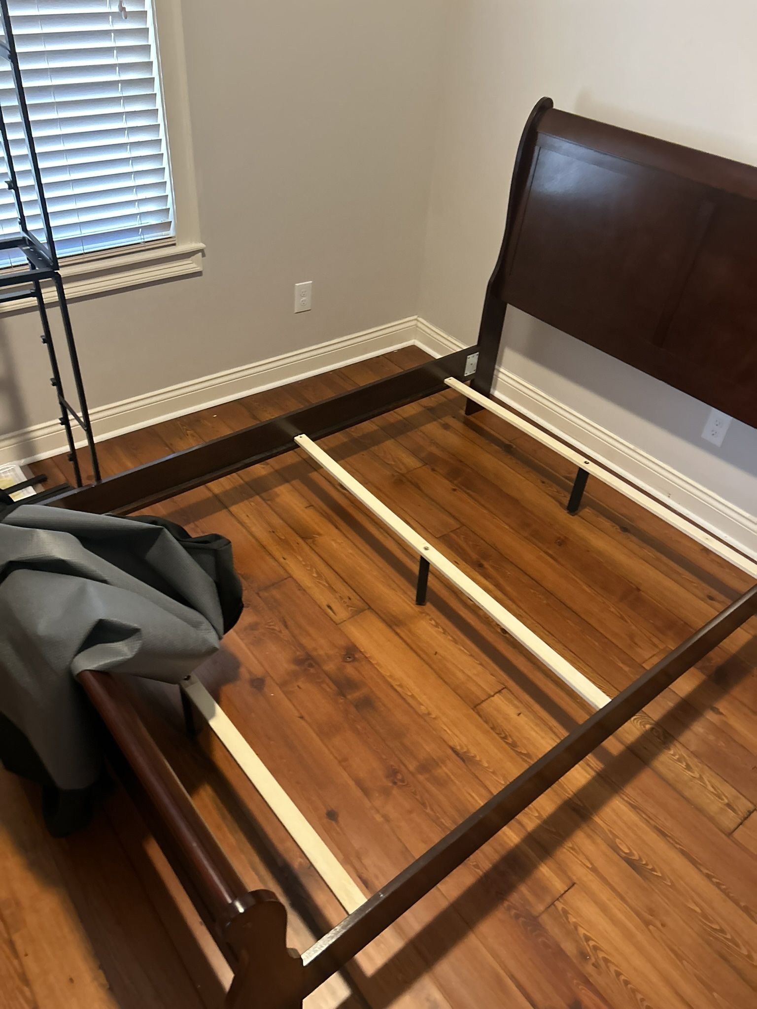 Full Bed Hardly Used