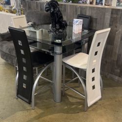 DINING SET