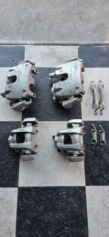Jeep brake calipers and Caliper brackets