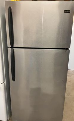 Frigidaire Top Mount Stainless Steel Refrigerator Fridge
