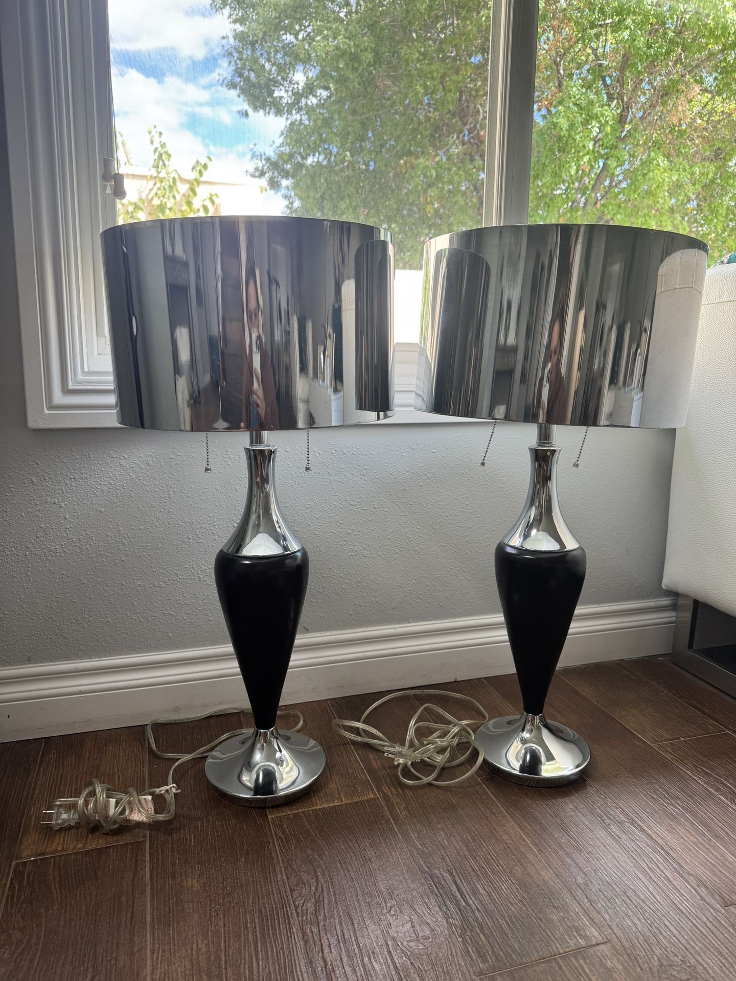 Set of 2 Lamps