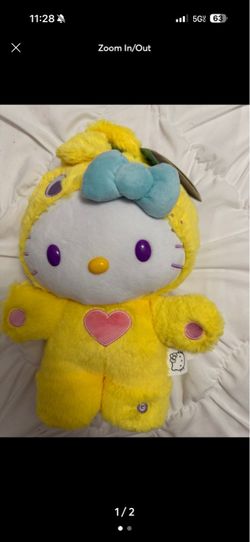 hello kitty easter greeter