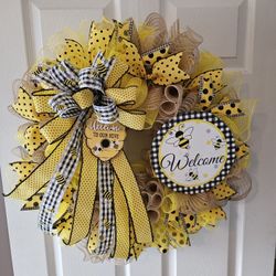 Bee Wreath