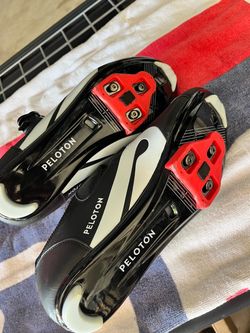 Peloton Cycling Shoes - Mens 10