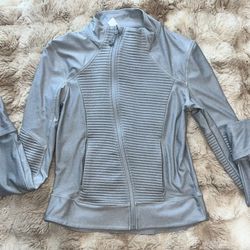 women’s sport sweater size XS