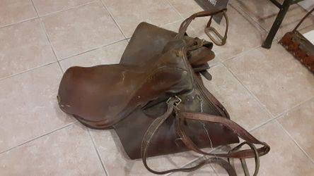 English Saddle,horse saddle,Barclay,