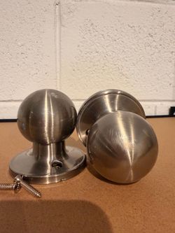 Passage Door Knob - Satin Nickel