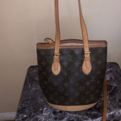 Vintage Louis Vuitton Petit Bucket Bag