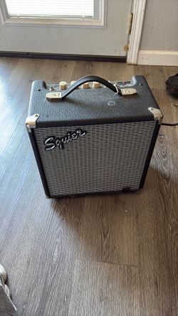 Squier amp Rumble 15