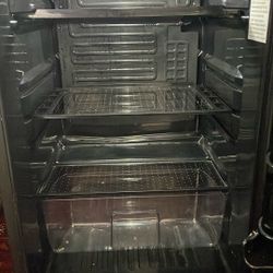 Mini Fridge Works Good 