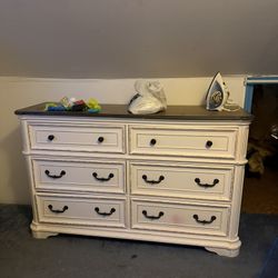 Ashley’s Dresser